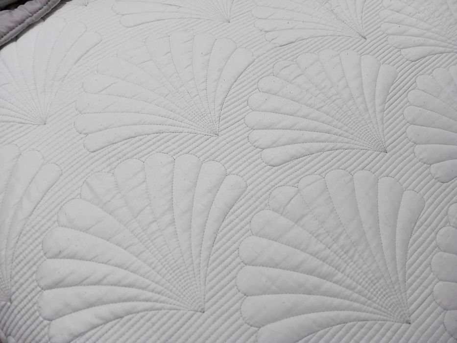 Colcha branca para cama casal