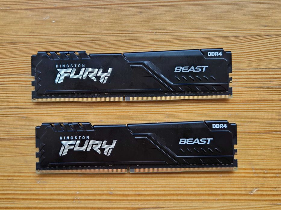 Kingston FURY 32GB (2x16GB) 3200MHz CL16 Beast Black