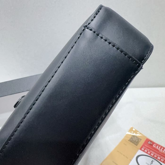 YSL Saint Laurent torebka czarna skórzana
