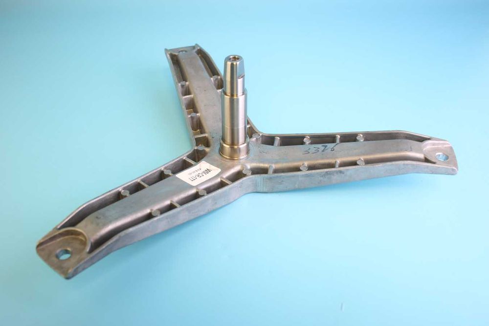 Хрестовина пральної BOSCH вал під конус 104 підшипники 6204 та 6305