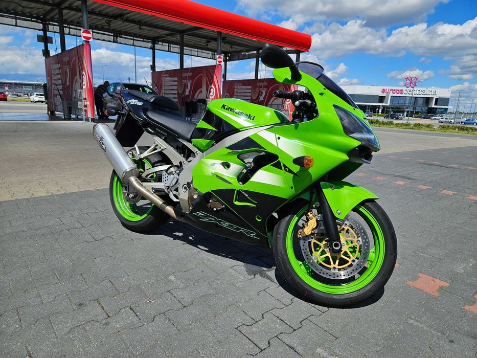zx9r f1