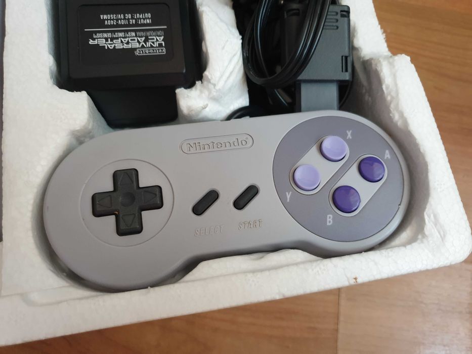 Ігрова приставка SNES SUPER NINTENDO JR USA з коробкою