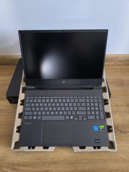 Portátil HP Victus 15-fa2705np 16GB RTX 4050
