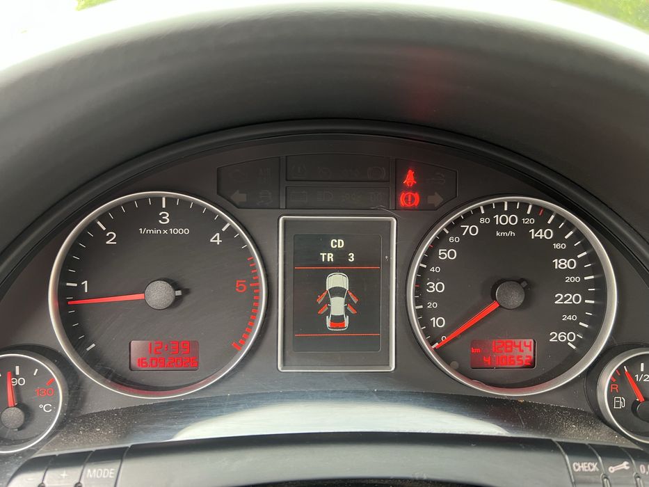 Продам авто Audi A4B7 рест