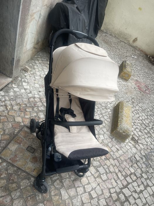 Vendo carrinho de bebé