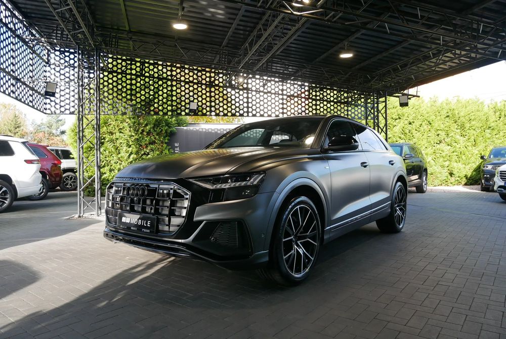 Audi Q8