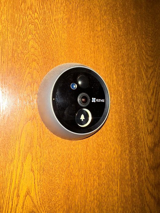 Videoporteiro digital EZVIZ DP2C como novo