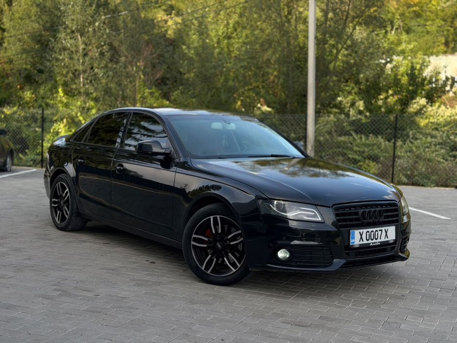 автомобіль Audi.