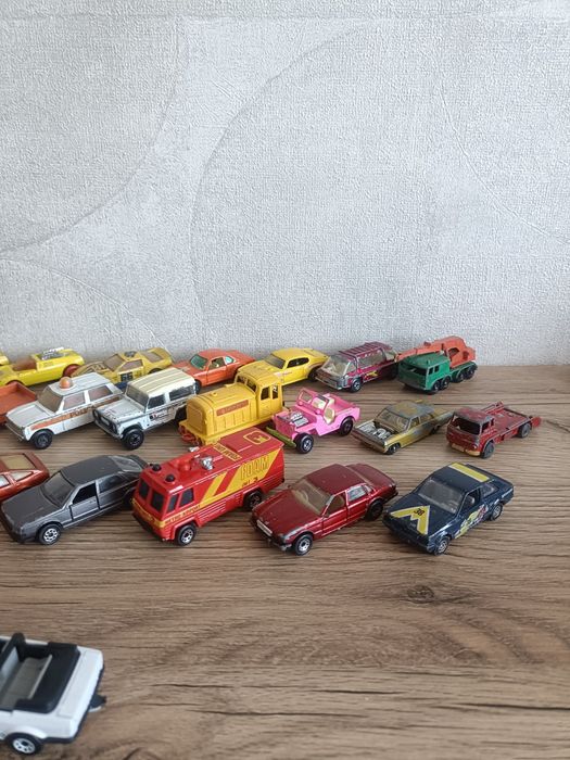 Машинки matchbox lesney старих років