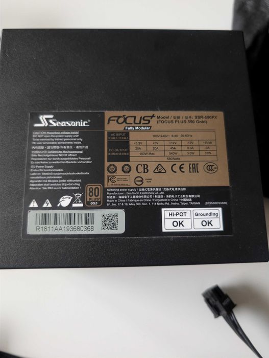 Zasilacz PSU Seasonic Focus Plus 550W 80 Plus Gold