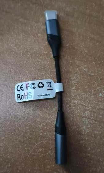 Переходник Rocoren USB C to 3.5mm Jack «папа-мама»