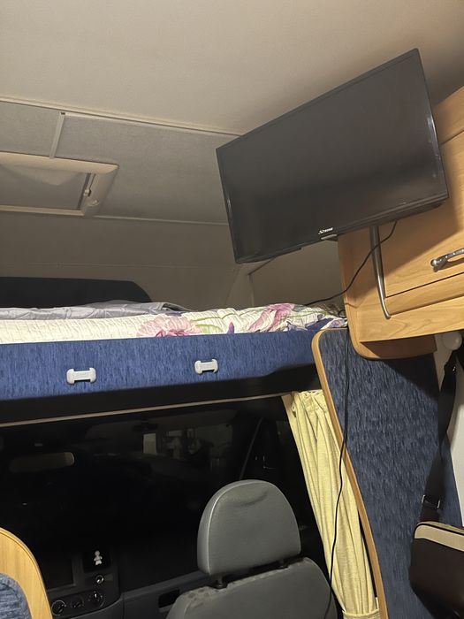 Autocaravana ford transit chausson