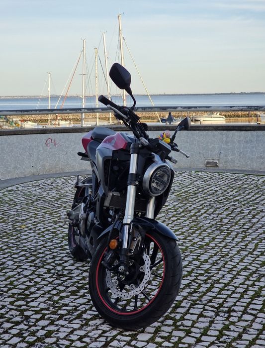 Honda Cb125r de 2021