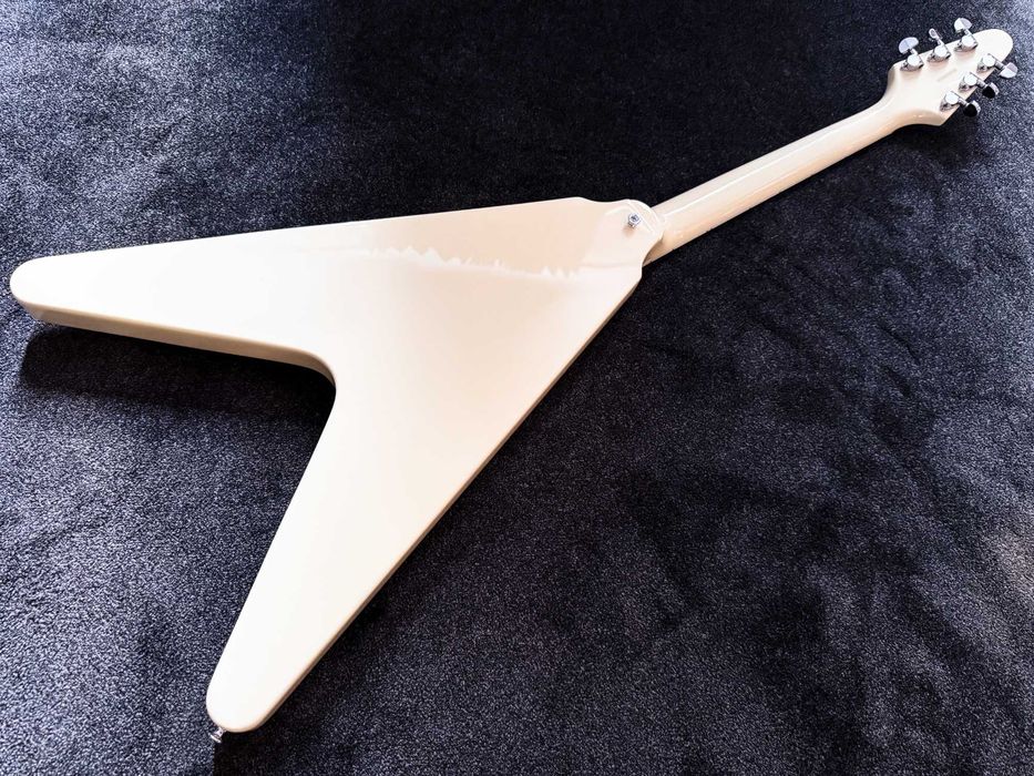 ESP Edwards E-FV-120D Flying V Vintage White 2022 Warszawa
