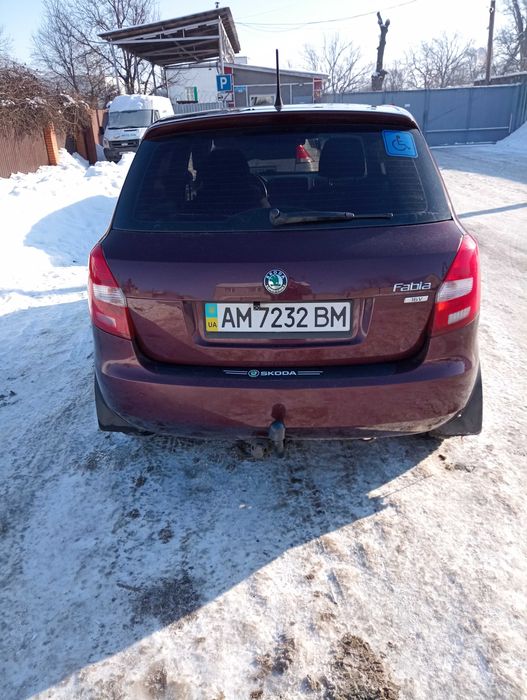 Продам Шкоду фабію хетчбек 2012 року