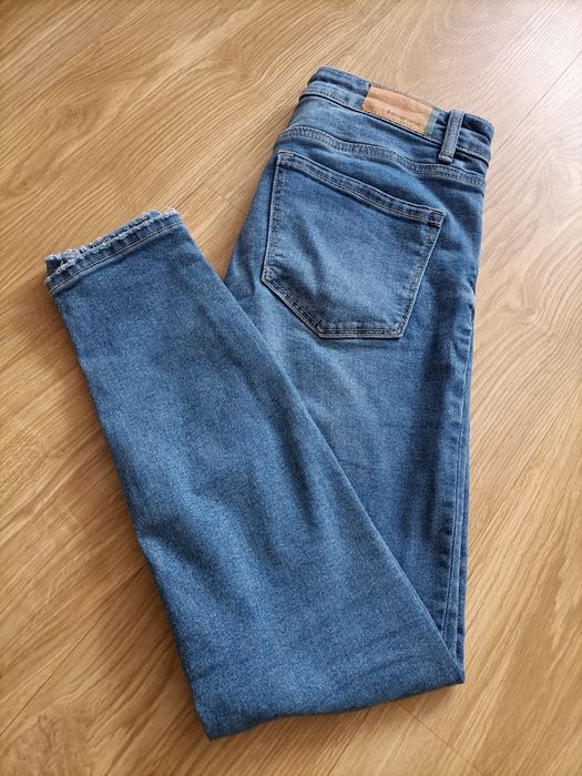 Spodnie dzinsy skinny 38/M Stradivarius