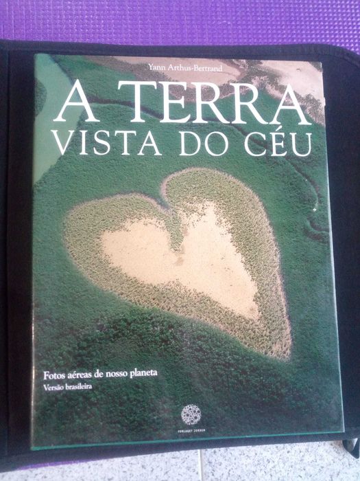 Livro A Terra Vista do Céu Forlaget Jorden