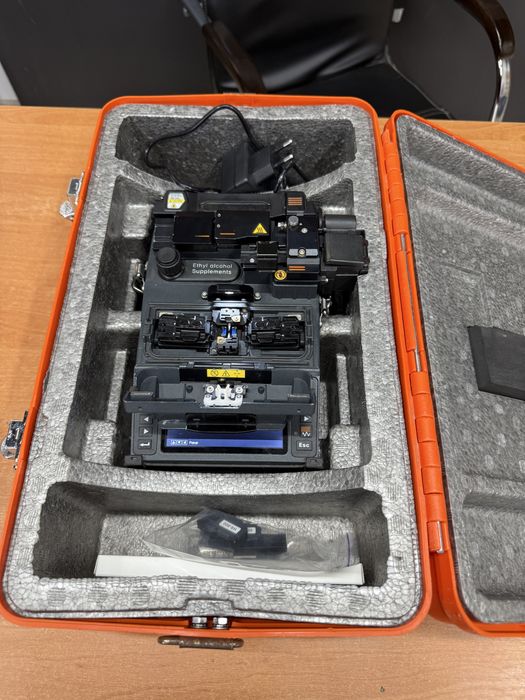 Зварювальний апарат для оптоволокна Ilsintech kf4a