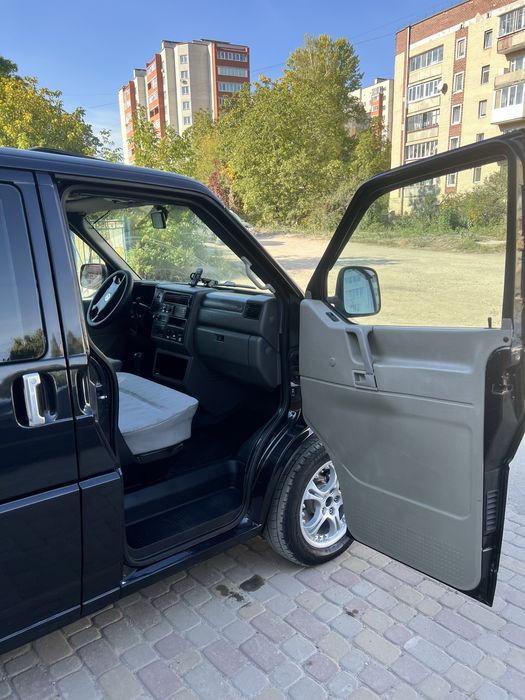 Продам Вольксваген Т5 Транспортер VW