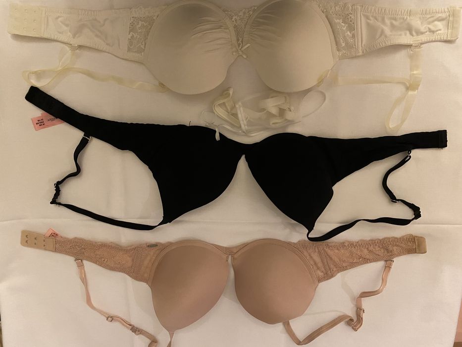 Biustonosze . Zestaw 3 sztuki. Hunkemoller.