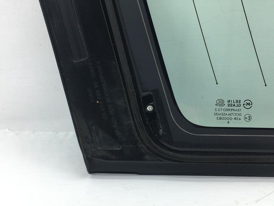 Скло в кузов заднє праве CHEVROLET CAPTIVA 2006-2011 96476262