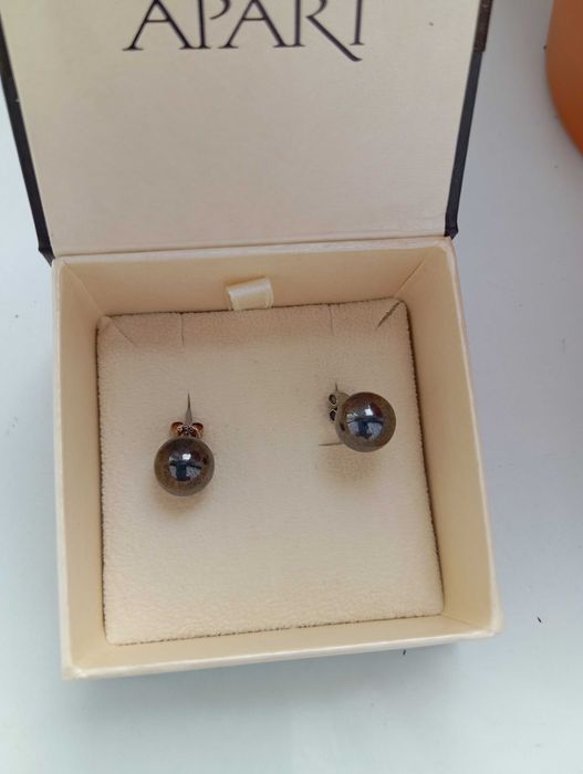 Perełki apart ciemne