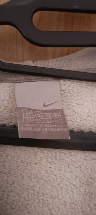 Sprzedam Bluzę z kapturem Nike