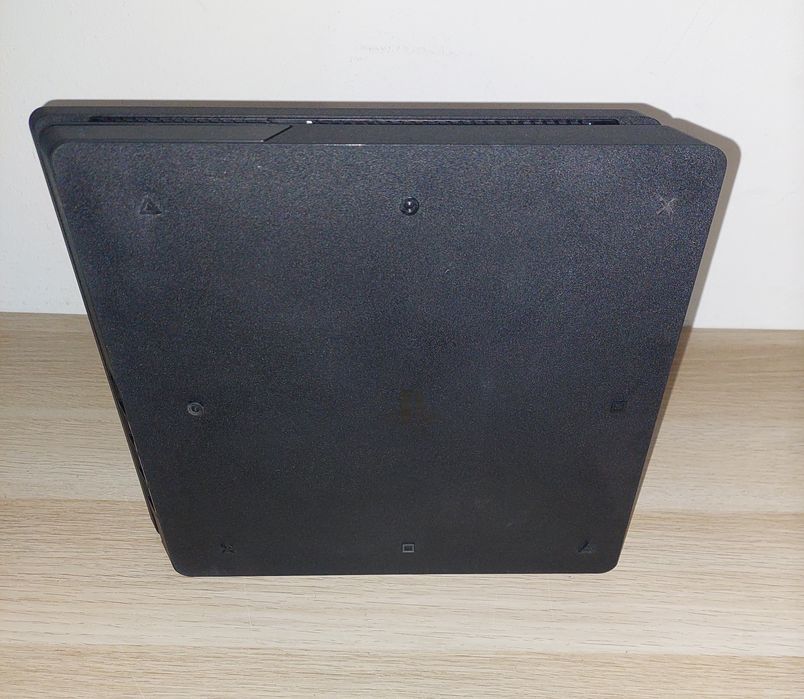 Ps4 Slim + 1 Comando original + Spider Man + Fifa 20