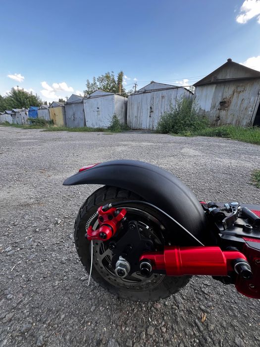 Продам Электросамокат Iscooty