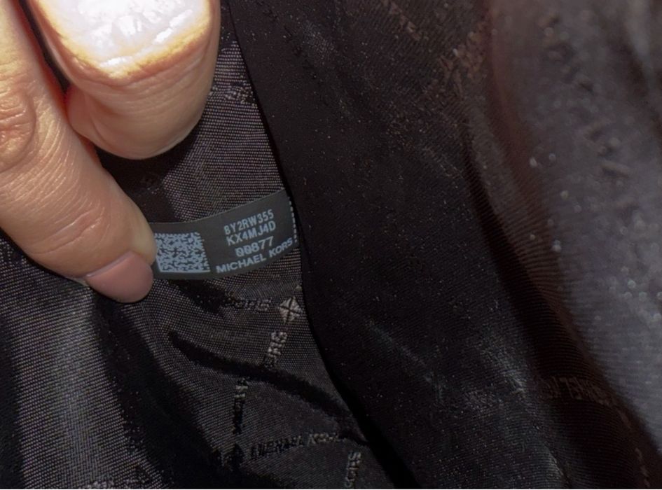 Michael Kors Jet Set Travel Tote em pele Saffiano preta