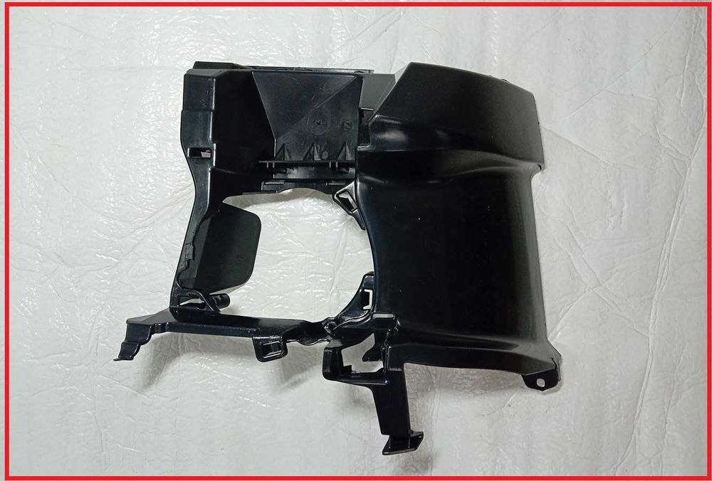 Mocowanie halogenu prawe  BMW Seria: 3' F30 , F31 nr. mag 1/132