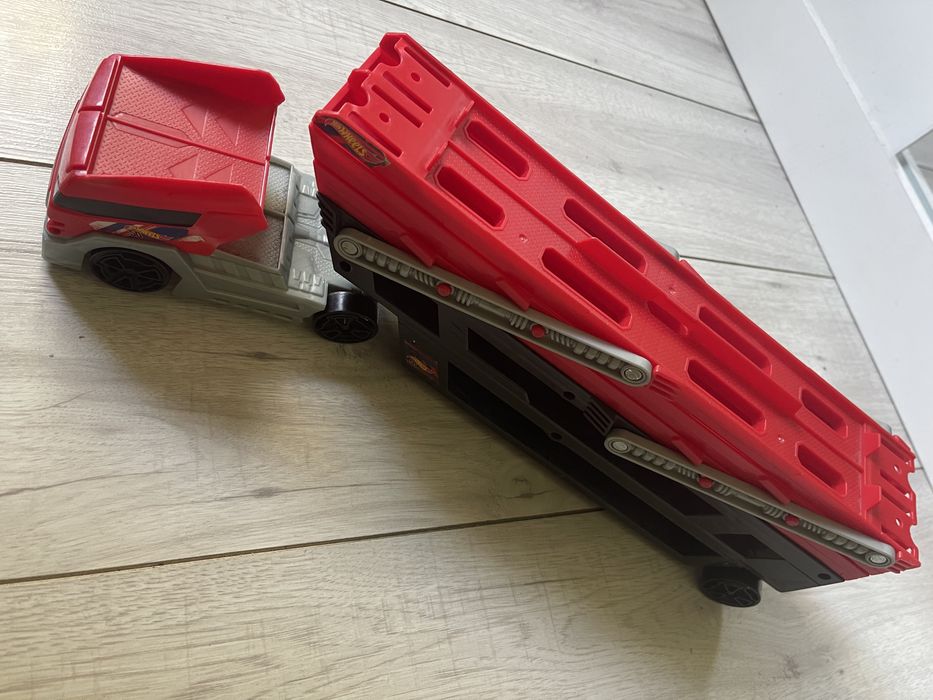 Hot Wheels Duża Laweta Ciężarówka