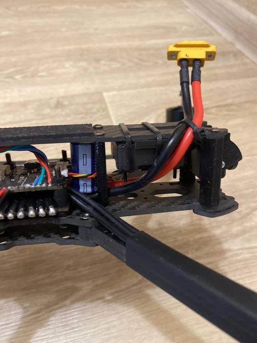 Fpv дрон з тепловізором