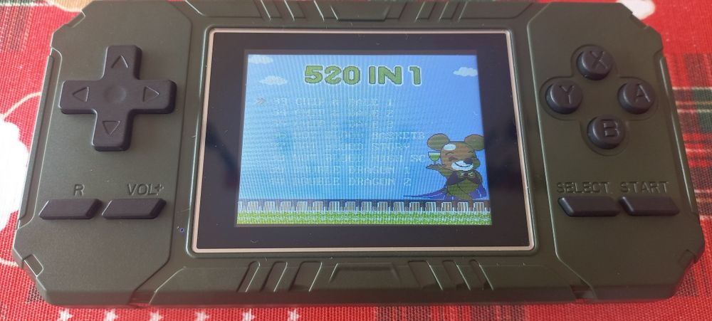 Consola Portátil em caixa com 520 jogos 8 bits