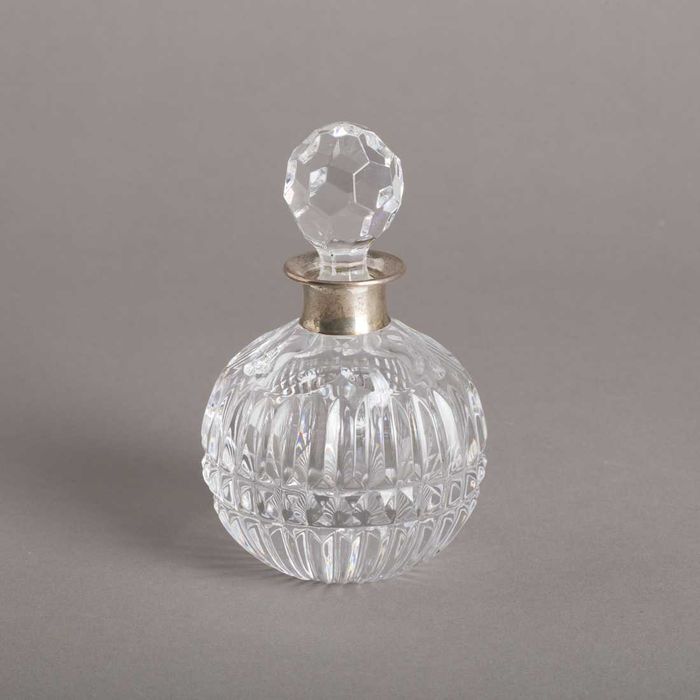 Jarro em Cristal com Tampa em Prata Antiga