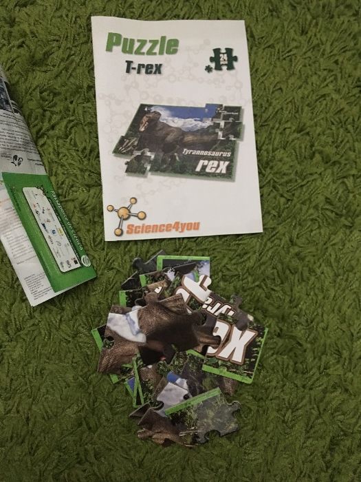 Puzzle T-rex + livro