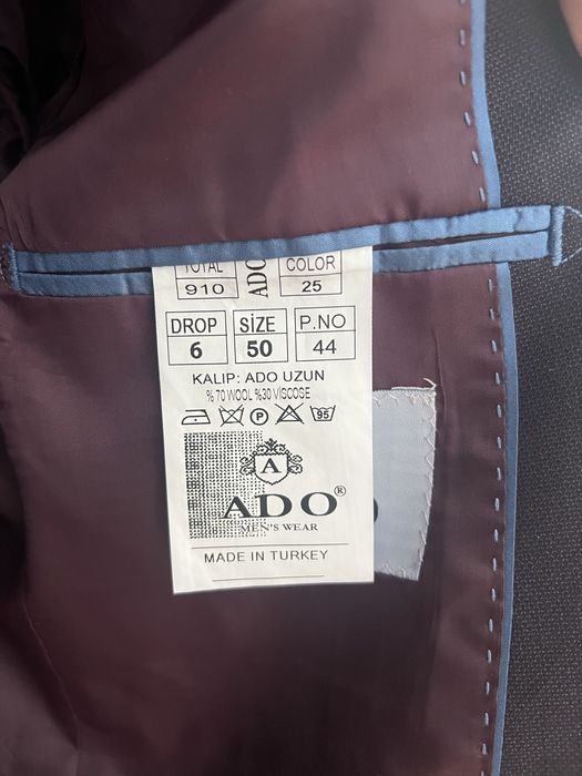 Чоловічий косюм трійка ,в ідеальному стані . Шикарна якість