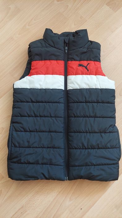 Продам жилет PUMA