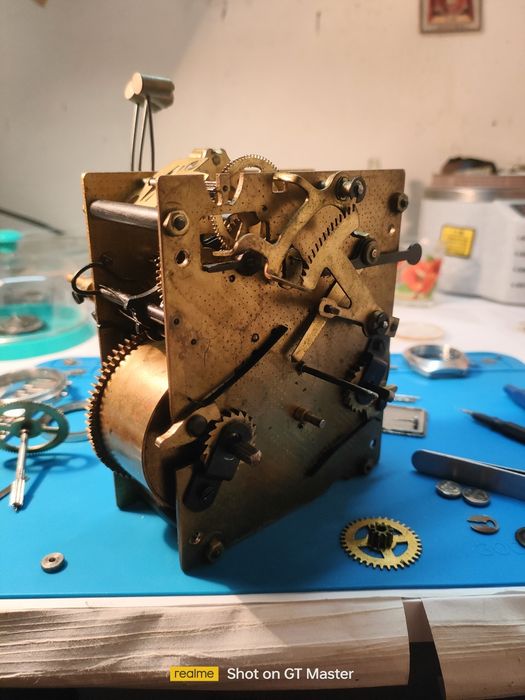 Ремонт та обслуговування годинників