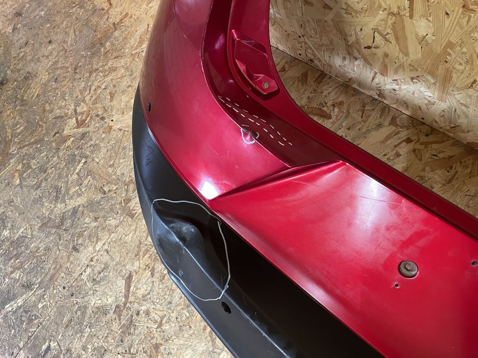 Задній бампер  Mazda cx-3