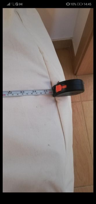 Puff preto ou branco (90x70x50)