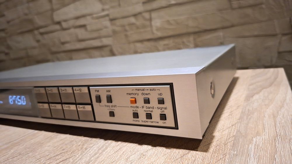 Technics ST-S505
