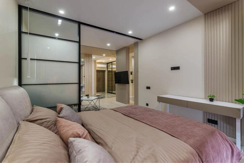 Оренда квартири-студії в ЖК Велика Британія — 48 м², авторський проєкт, 1350 $