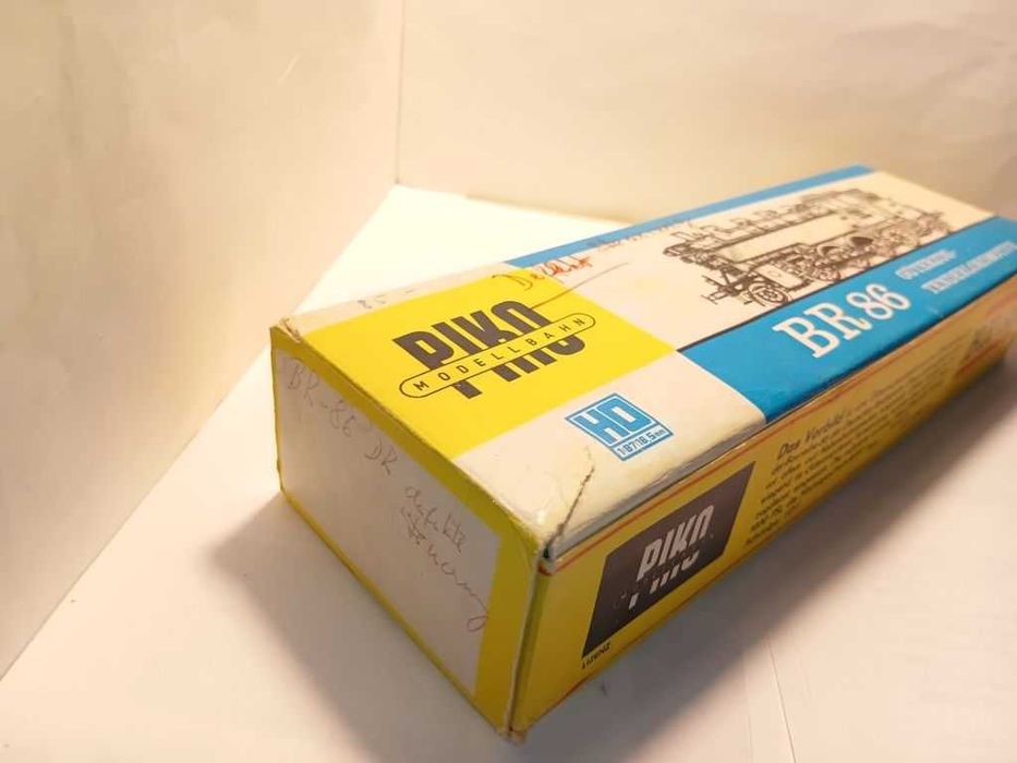 Паровоз BR86. Piko. Залізниця Piko НО 1/87 колія 16,5