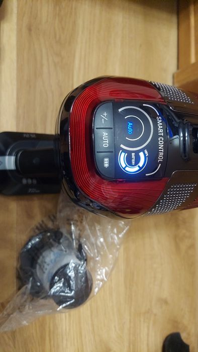 Odkurzacz bezprzewodowy Roventa X-Force Flex, opis.