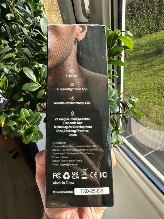 Elektryczna golarka dla mężczyzn Rategist 3w1 czarna