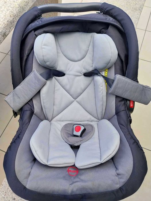 Carrinho + ovo Pierre Cardin
