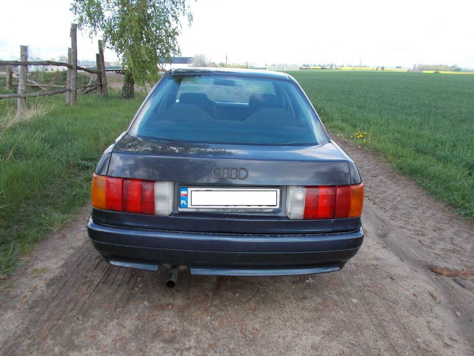 Audi 80 1.6 B + Gaz 1987 r.klasyk.