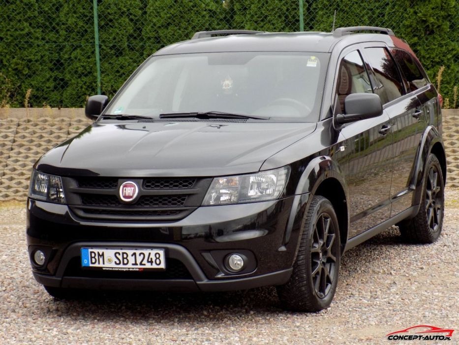 Fiat Freemont BLACK CODE 170KM 4x4 Skora Navi Kamera