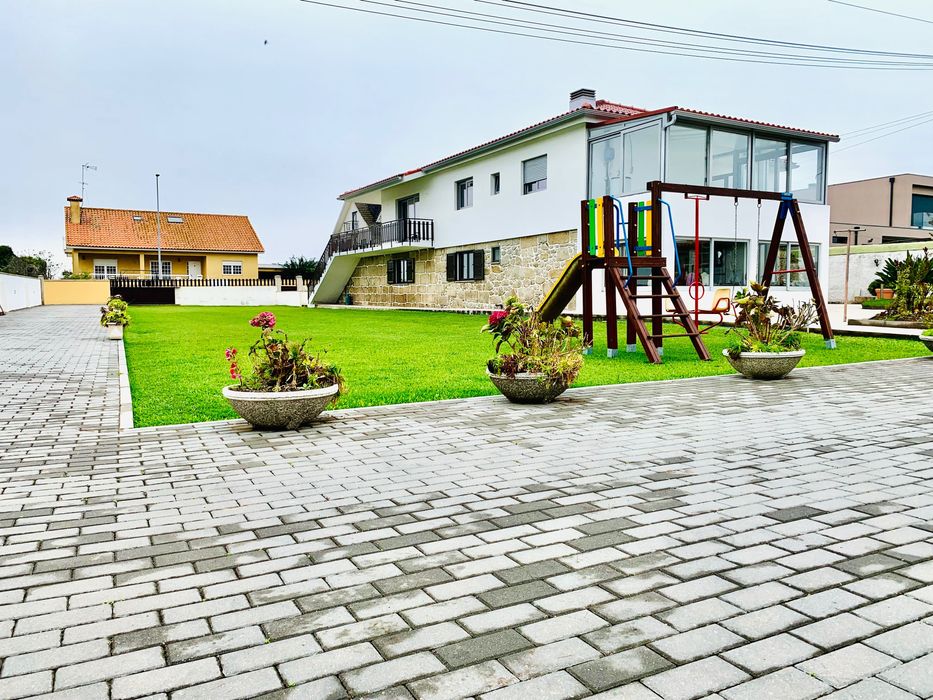 Oportunidade / Moradia T3 / Cidade Esposende